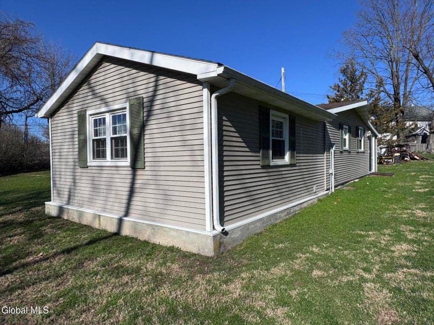 100 N Allen Street, photo 4