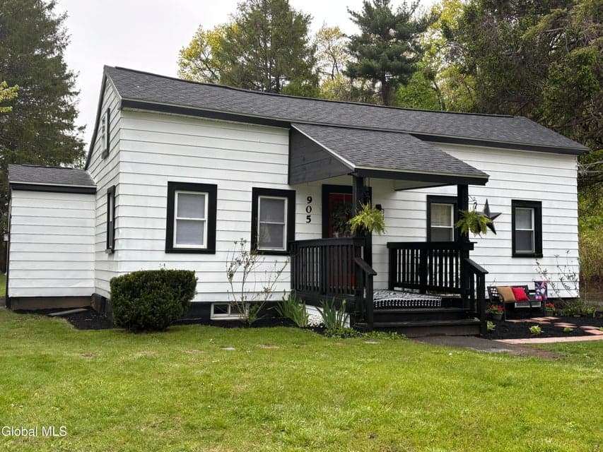 905 Balltown Road, Niskayuna, NY 12309, photo 2