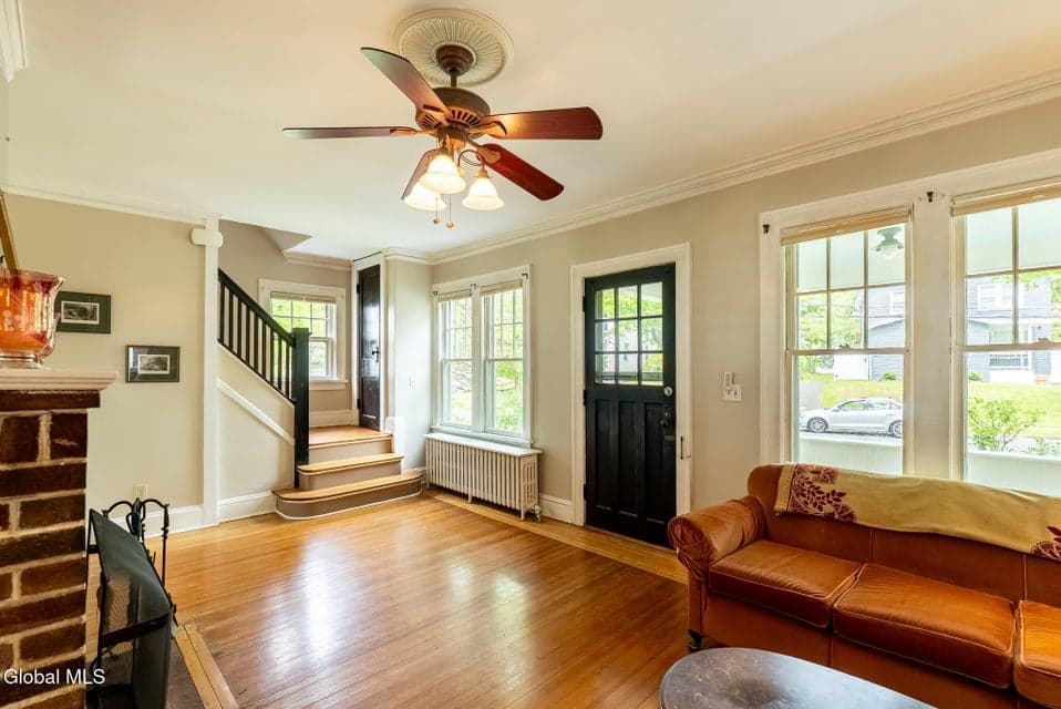 30 Bancker Street, Albany, NY 12208, photo 3