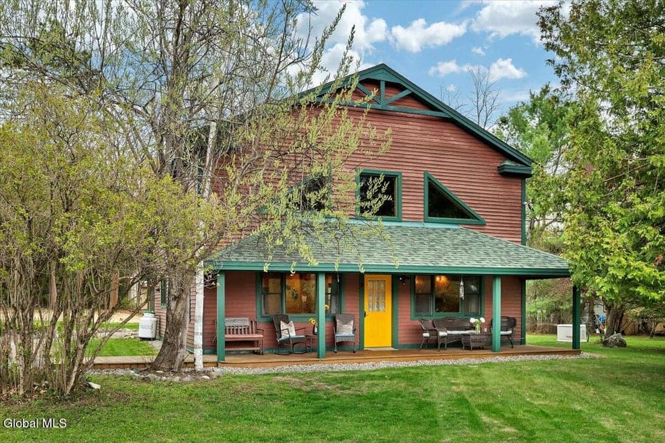 8 Red Wing Road, photo 2