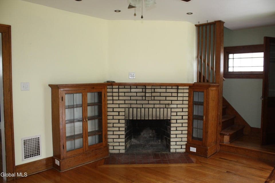 140 6th Street, photo 4