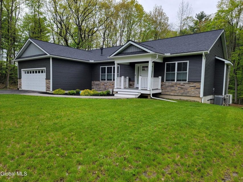 70 Smith Road, Halfmoon, NY, photo 1