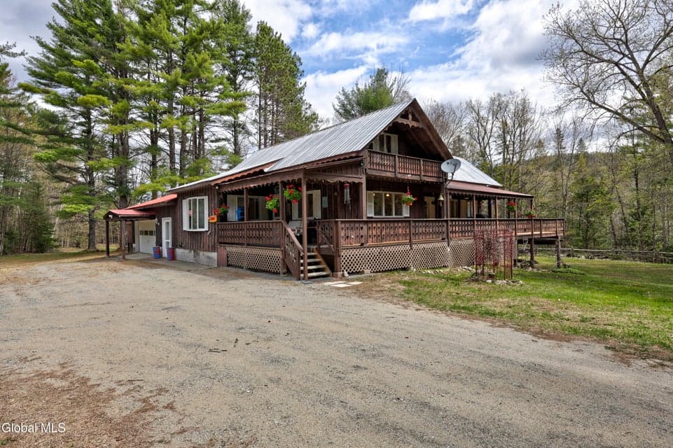 284 Valley Road, photo 1