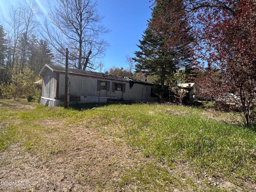 21 Shufelt Way, Schroon, NY, photo 1