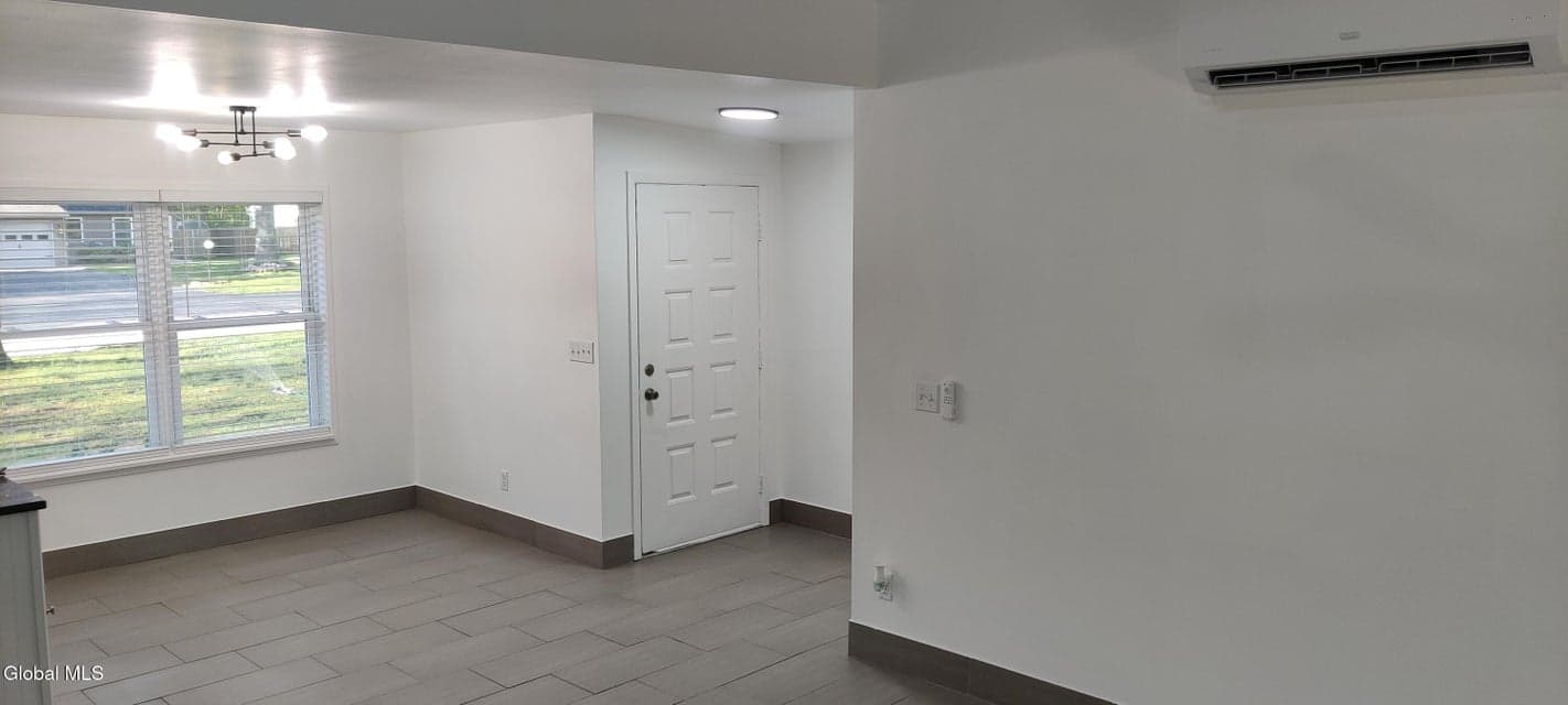 24 Arrow Wood Place, photo 2