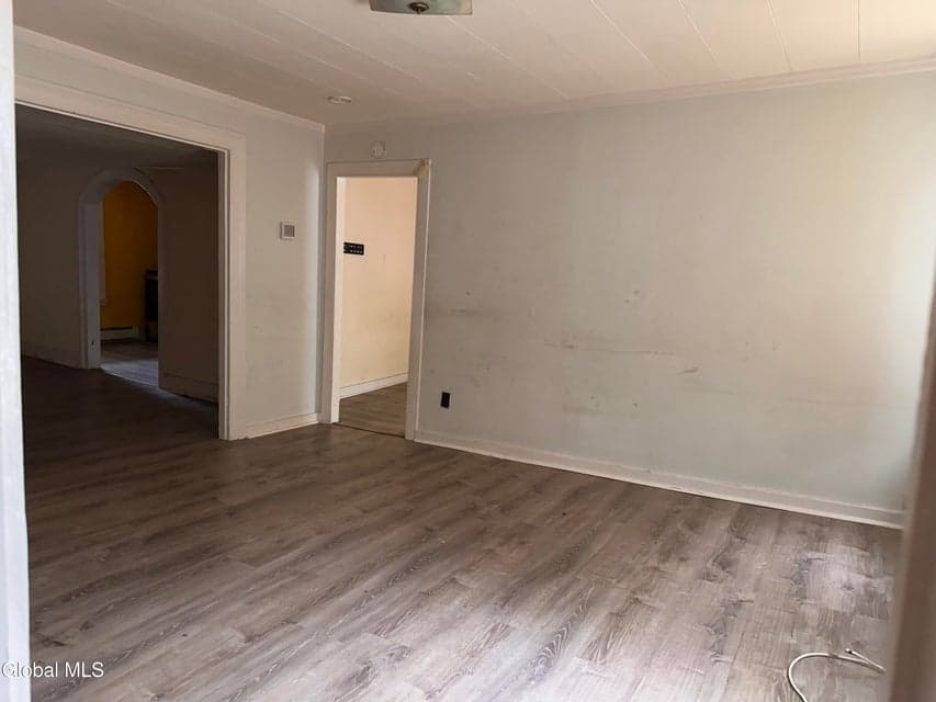 393 3rd Street, photo 2