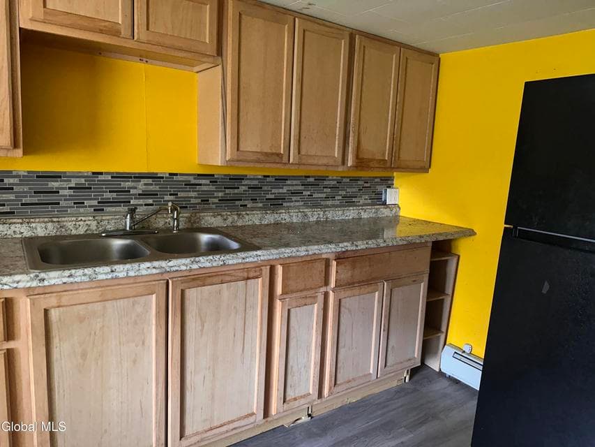 393 3rd Street, photo 5