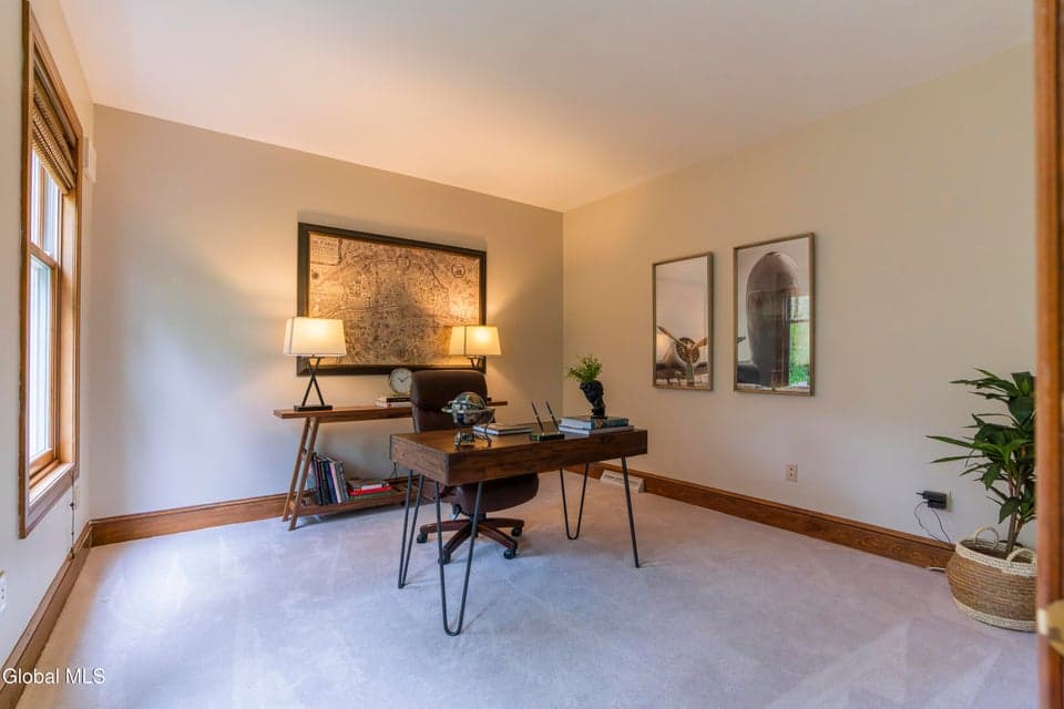 9 Rolling Brook Drive, Saratoga Springs, NY, photo 4