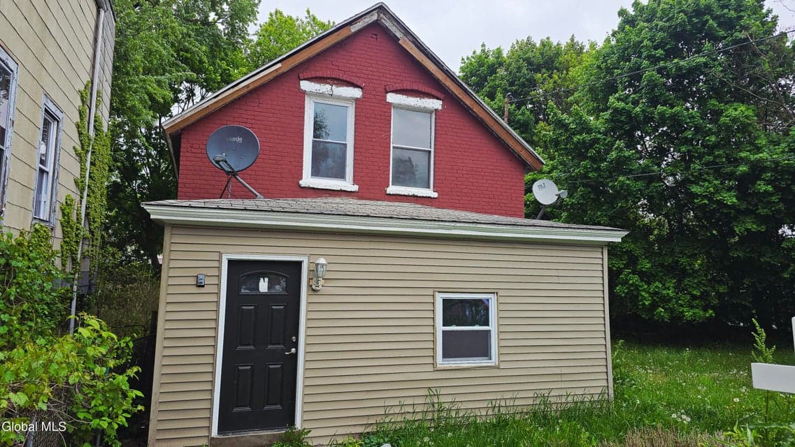 423 3rd Street, Albany, NY 12206, photo 1