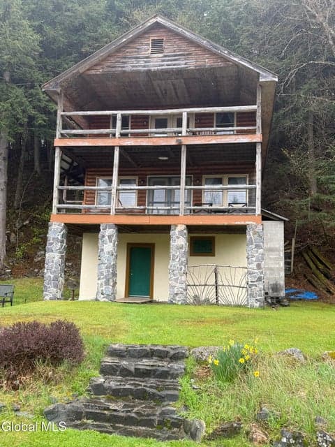 2244 New York 74, Ticonderoga, NY 12883