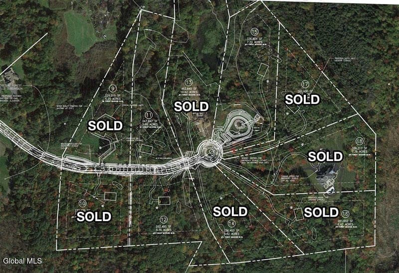 11 Forest Hills Boulevard, Rensselaer, NY 12144