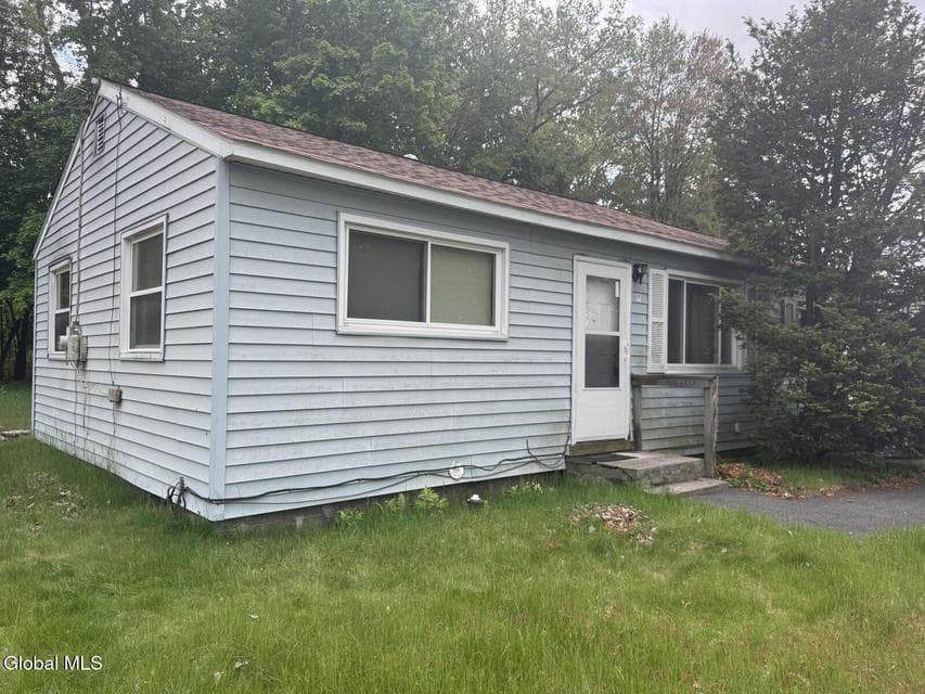 9 Mary Hadge Drive, photo 2