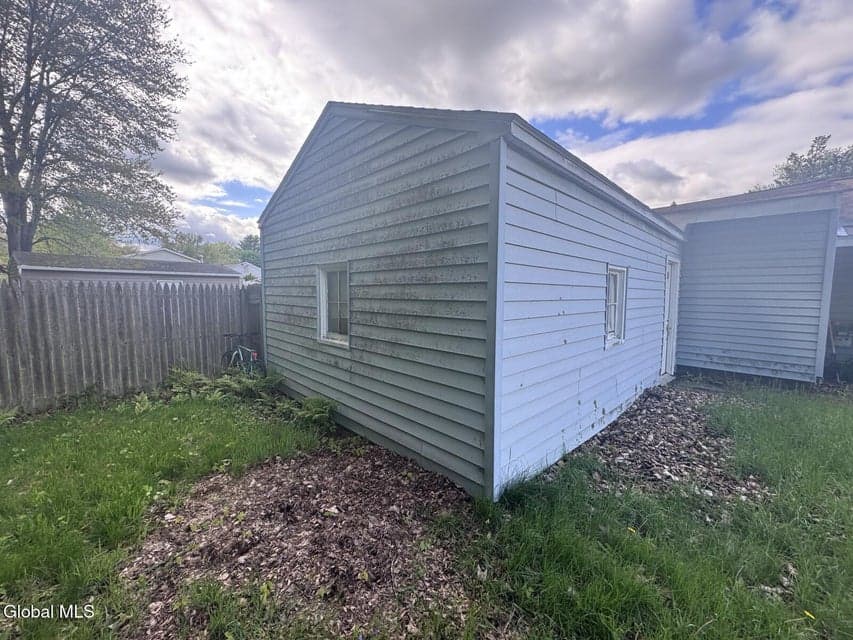 9 Mary Hadge Drive, photo 4