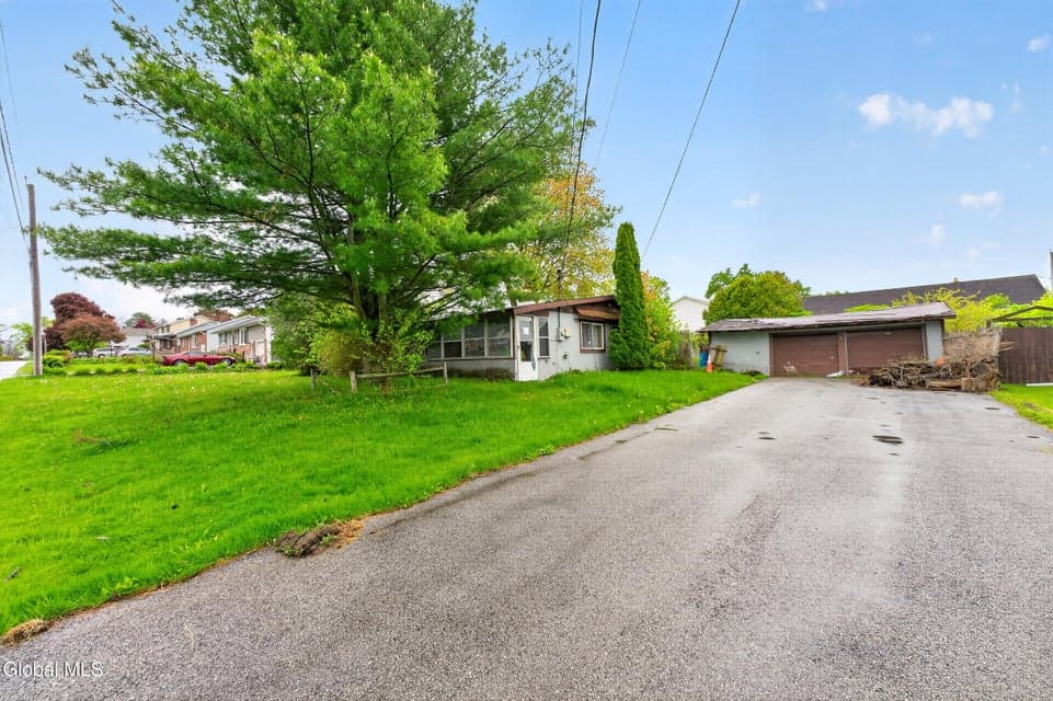 1176 Tracy Avenue, photo 3