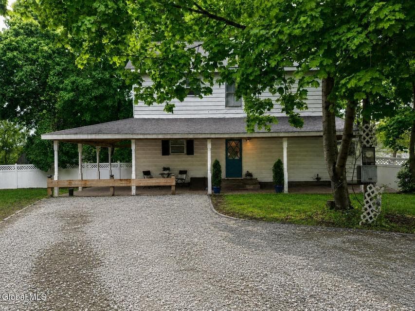 266 Poplar Avenue ********, photo 3