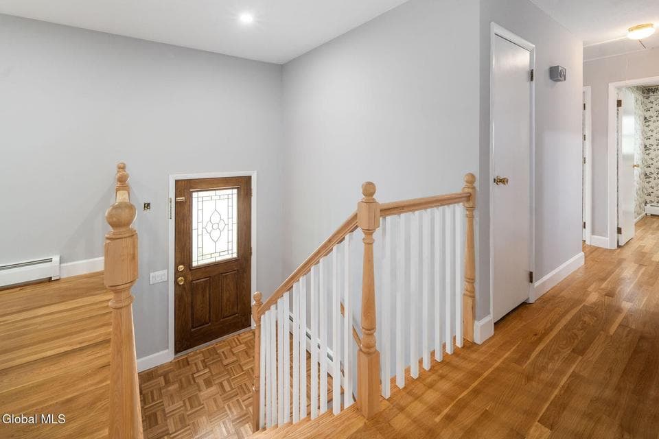 109 Pleasantview Drive, photo 4