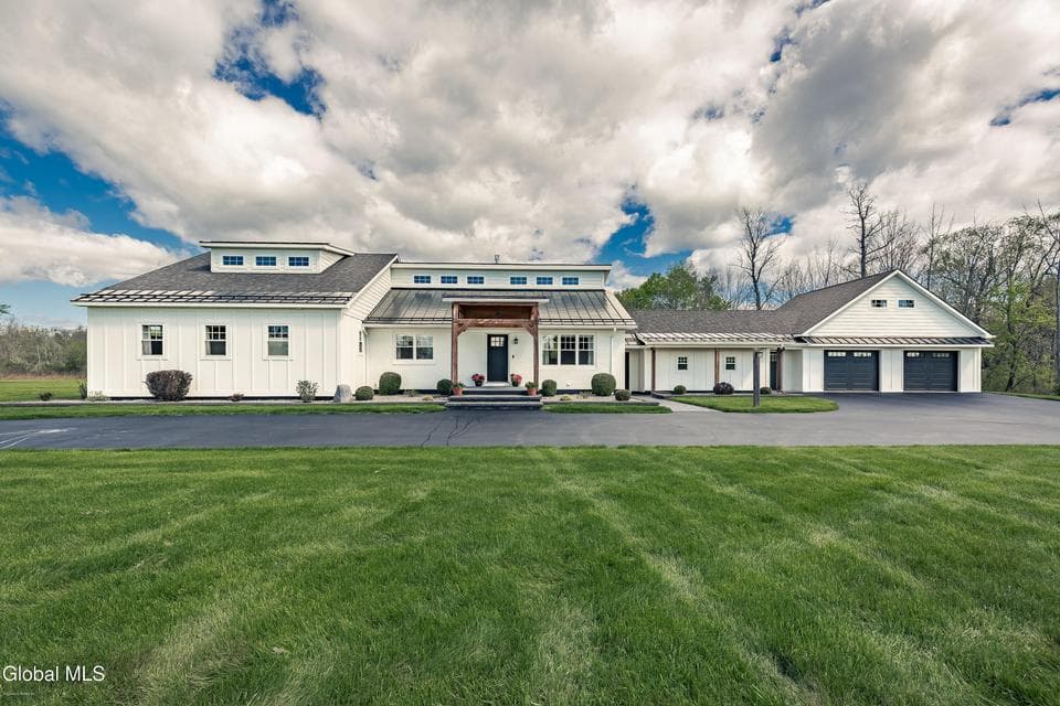 917 McDonald Drive, Fort Johnson, NY, photo 1