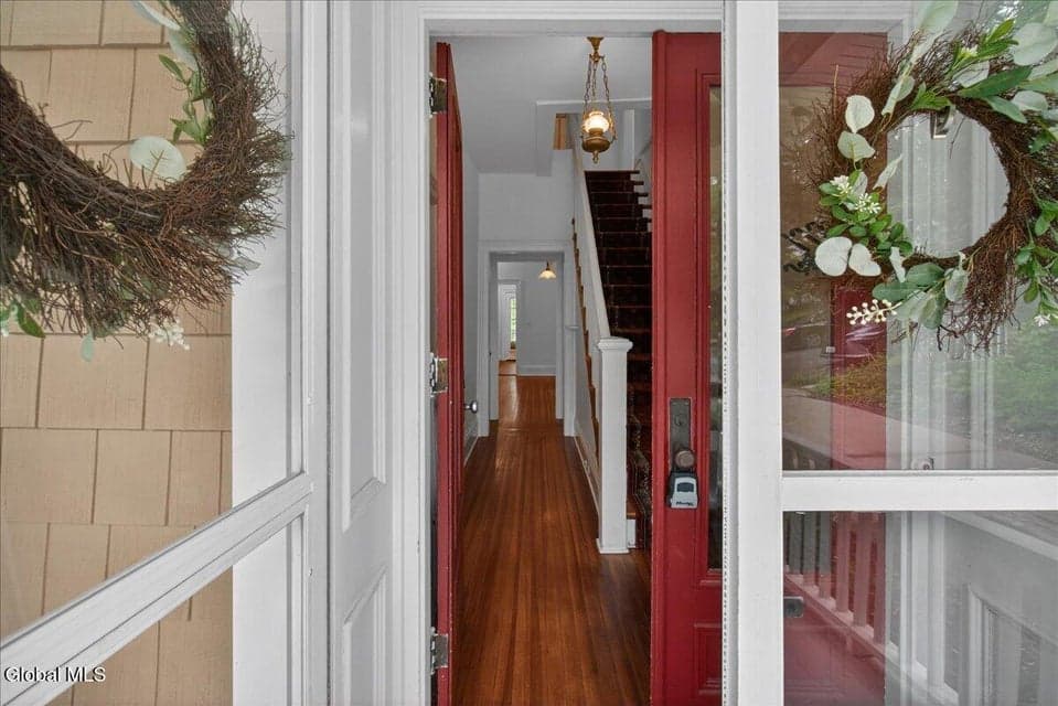 121 Maple Avenue, Troy, NY, photo 5