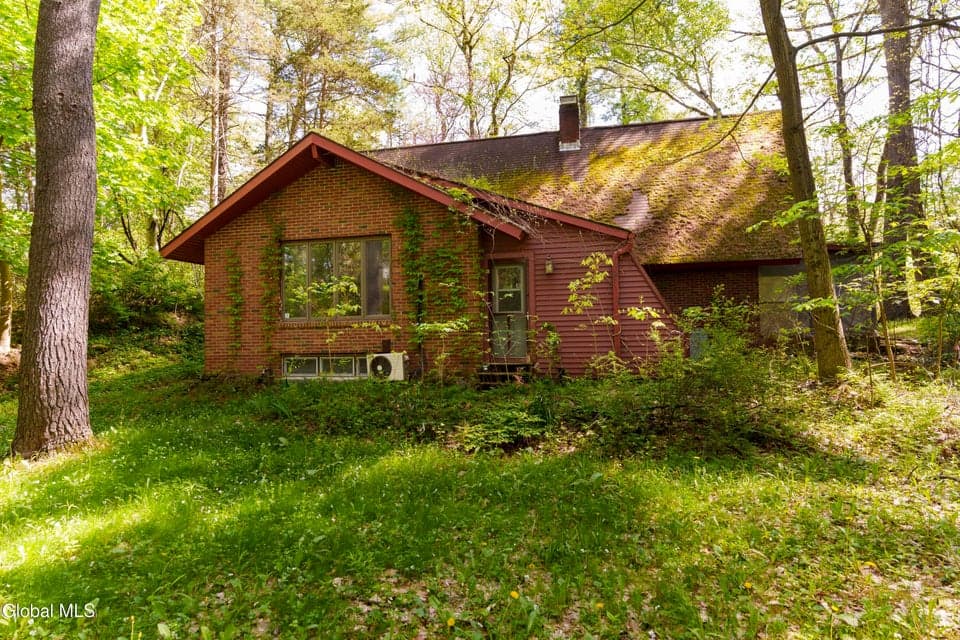681 High Rock Road, New Baltimore, NY, photo 3