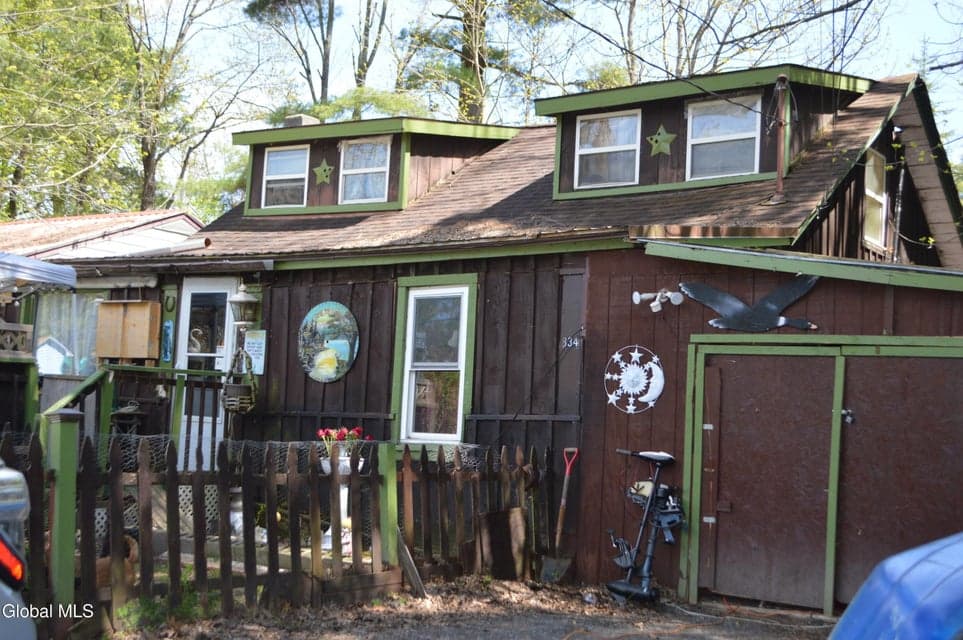834 County Hwy 110, Broadalbin, NY