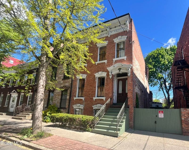 375 Hudson Avenue, Albany, NY