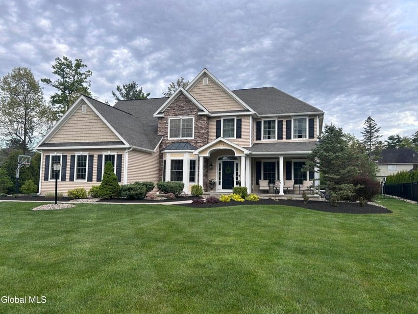 224 Brittany Place, Niskayuna, NY