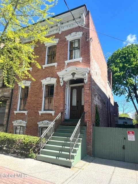 375 Hudson Avenue, Albany, NY, photo 3