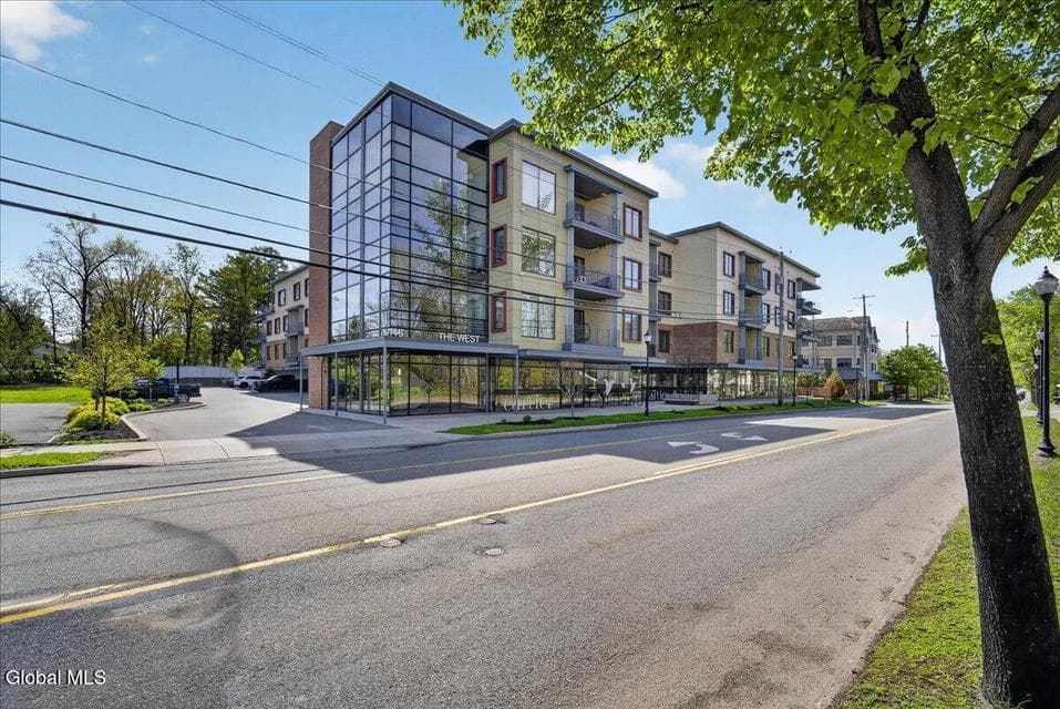 116 West #UNIT 401, Saratoga Springs, NY