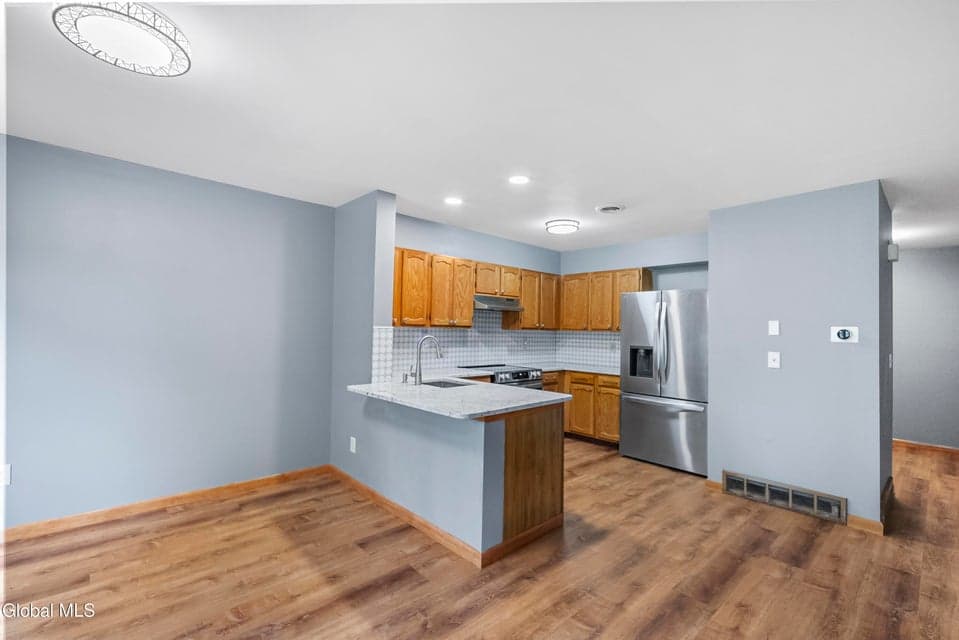 67 Harvard Road, Watervliet, NY, photo 5