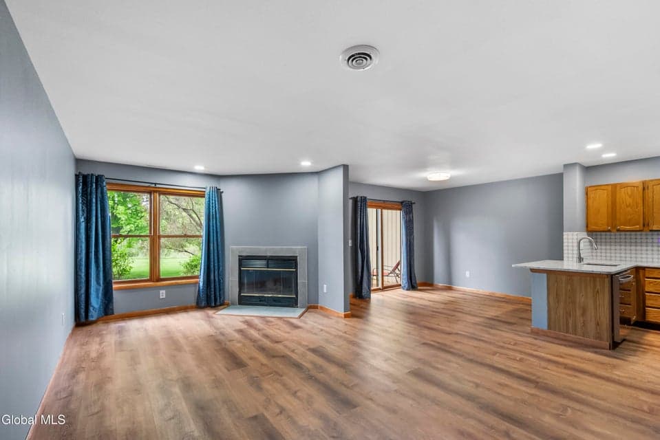 67 Harvard Road, Watervliet, NY, photo 4