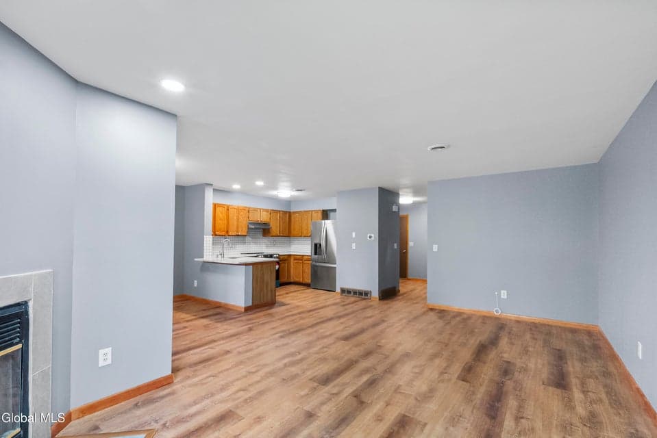 67 Harvard Road, Watervliet, NY, photo 3