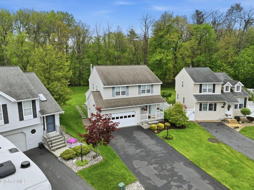 41 Wicken Square, Albany, NY