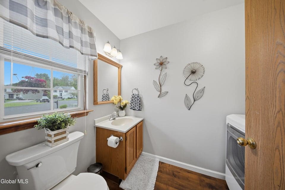41 Wicken Square, Albany, NY, photo 4
