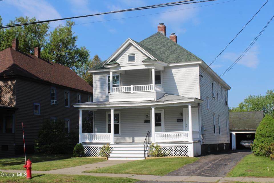 133 Kingsboro Avenue, Gloversville, NY, photo 3
