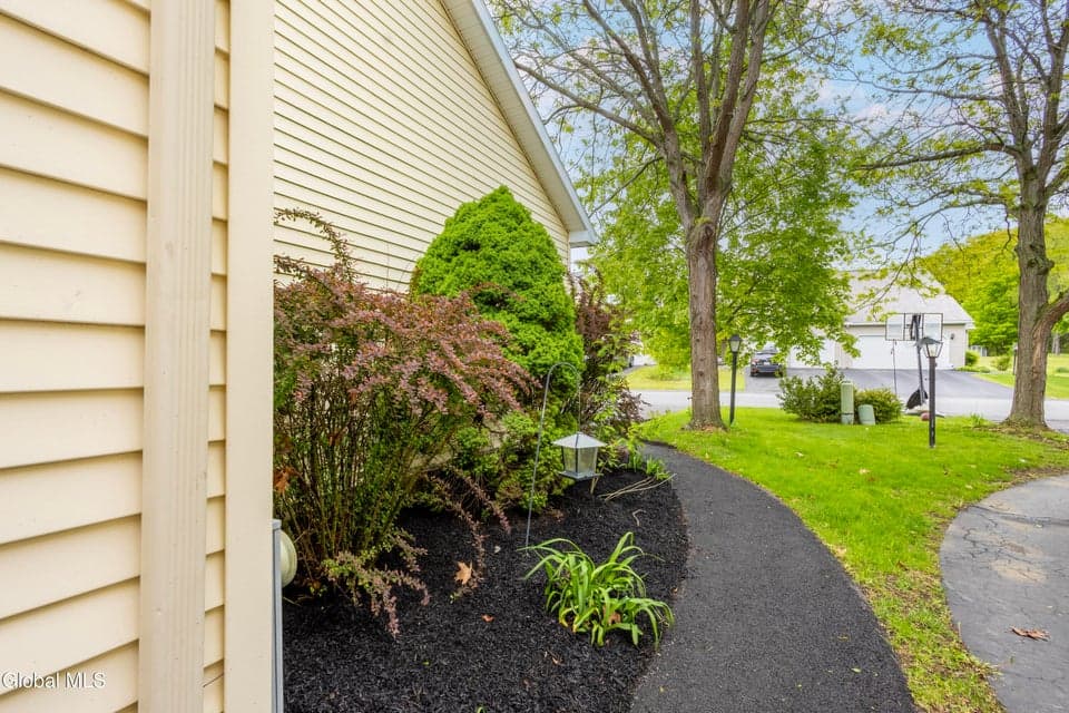 22 Brook Street, Rensselaer, NY, photo 4