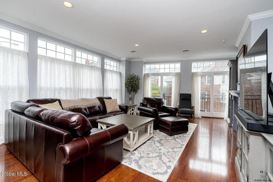 17 Chapel Street #302, Albany, NY, photo 3