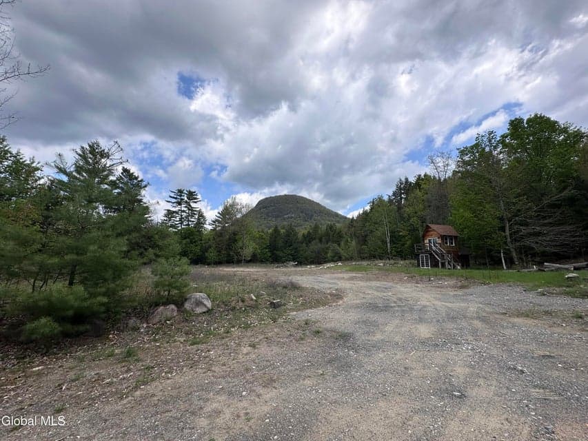 7 Dunkley Road, Lake Luzerne, NY, photo 4
