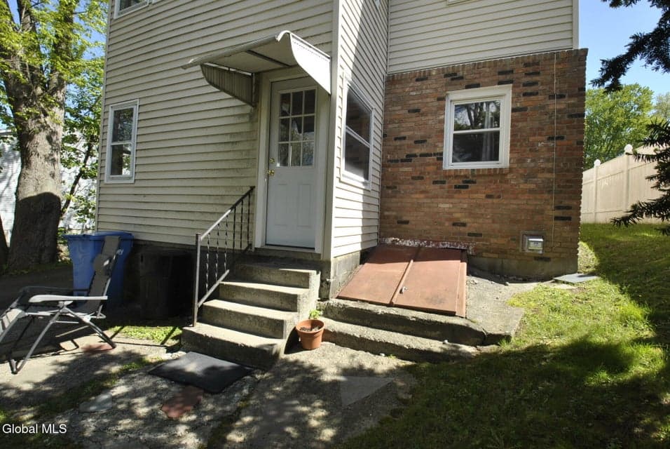 13 Fay Street, Albany, NY, photo 4