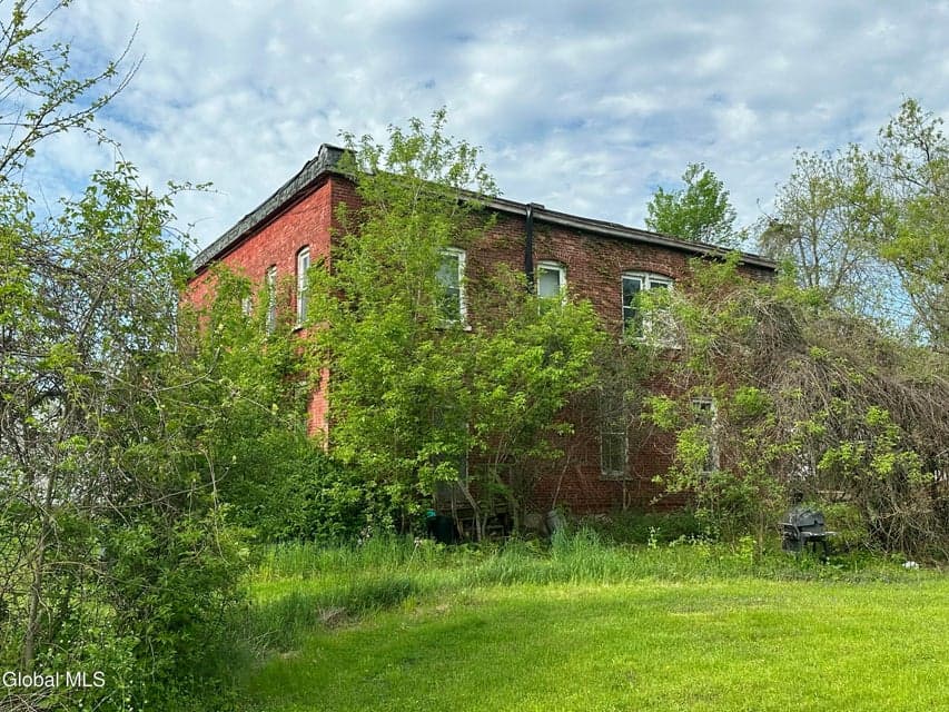 33 River Road, Hoosick Falls, NY, photo 5