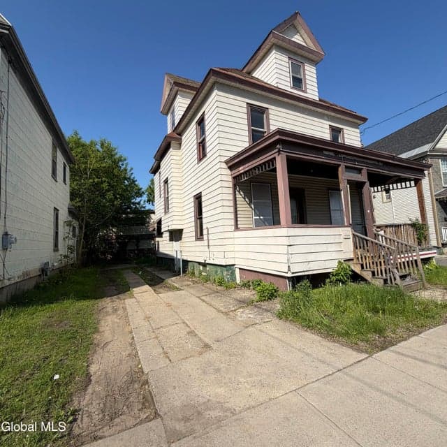 1110 Chrisler Avenue, Schenectady, NY, photo 2