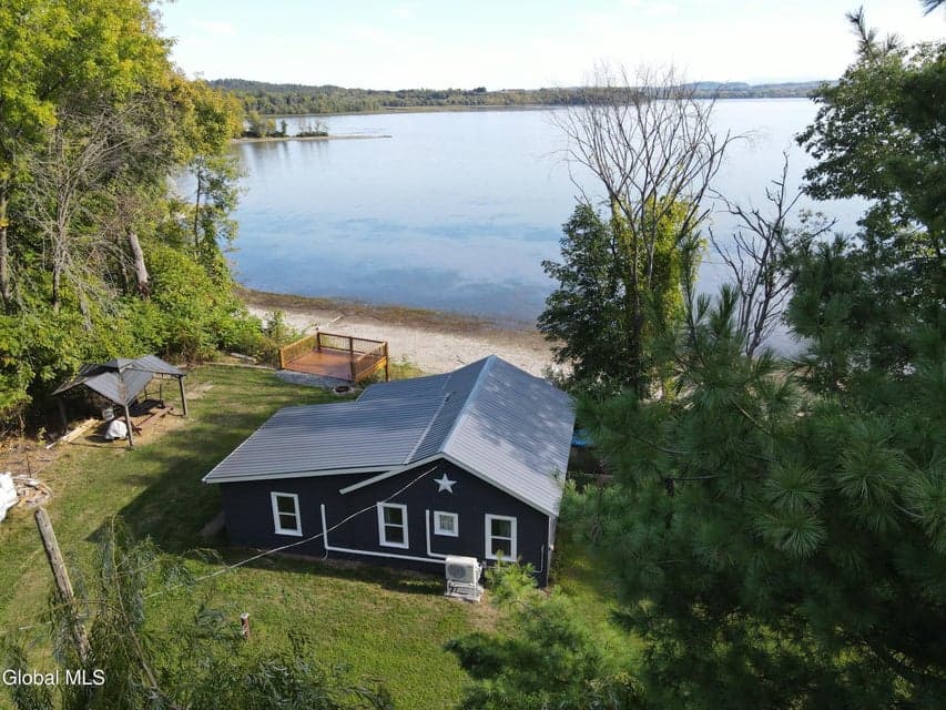 52 Wilson Bay Road, Ticonderoga, NY