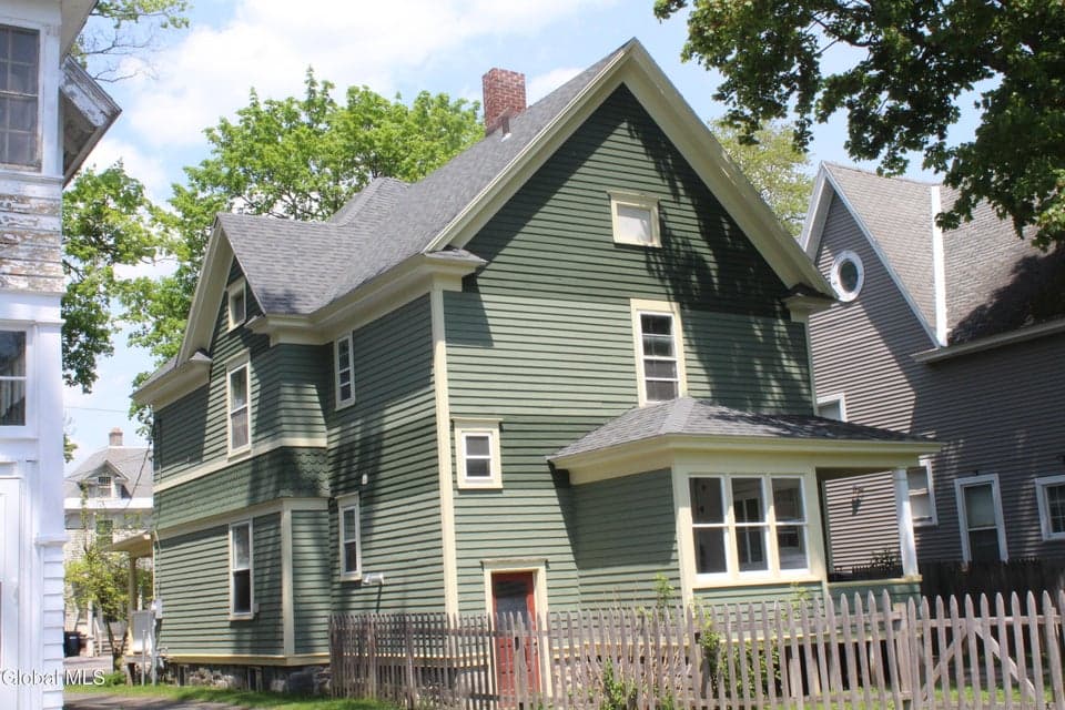 106 Prospect Avenue, Gloversville, NY, photo 5