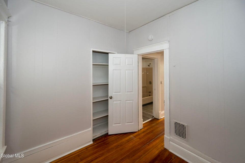 10 Hurlbut Street, Albany, NY, photo 5