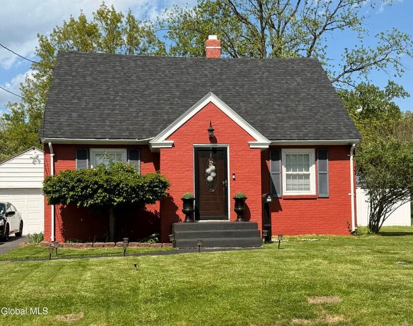 1103 Mann Avenue, Rensselaer, NY