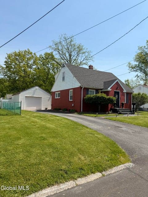 1103 Mann Avenue, Rensselaer, NY, photo 3