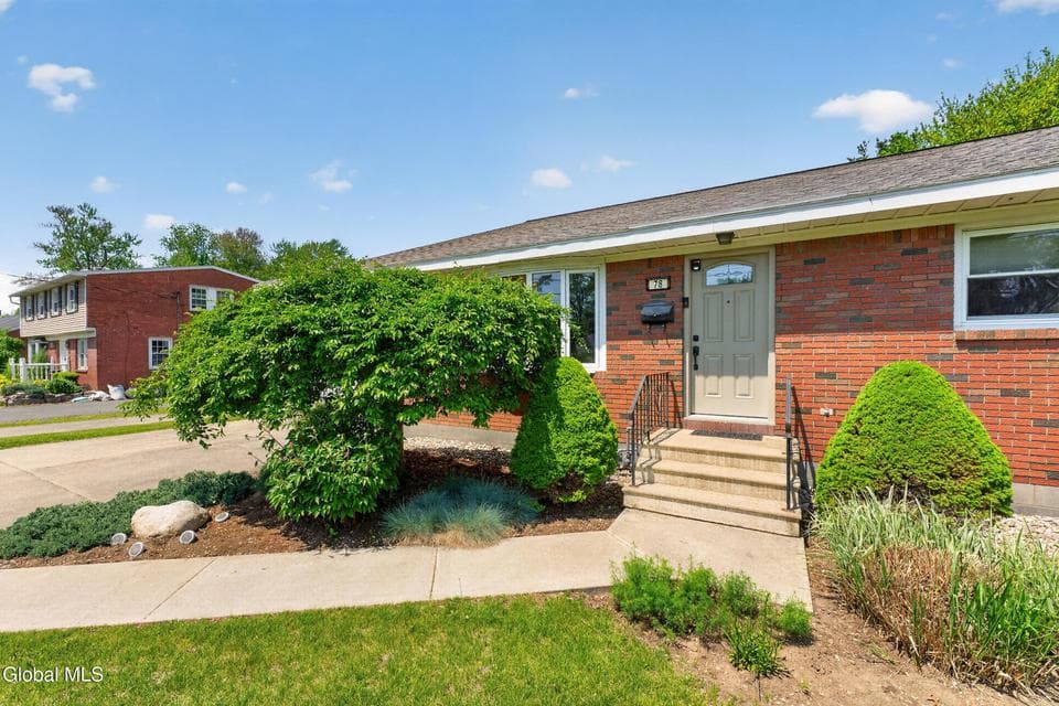 78 McNutt Avenue, Albany, NY, photo 3