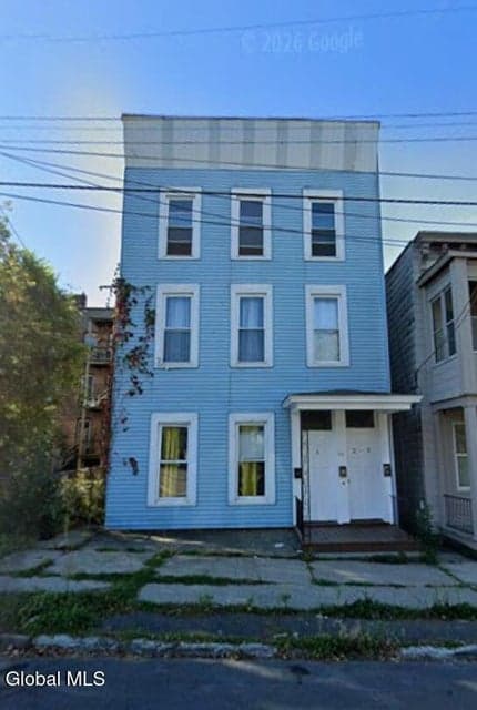94 Breslin Avenue, Cohoes, NY