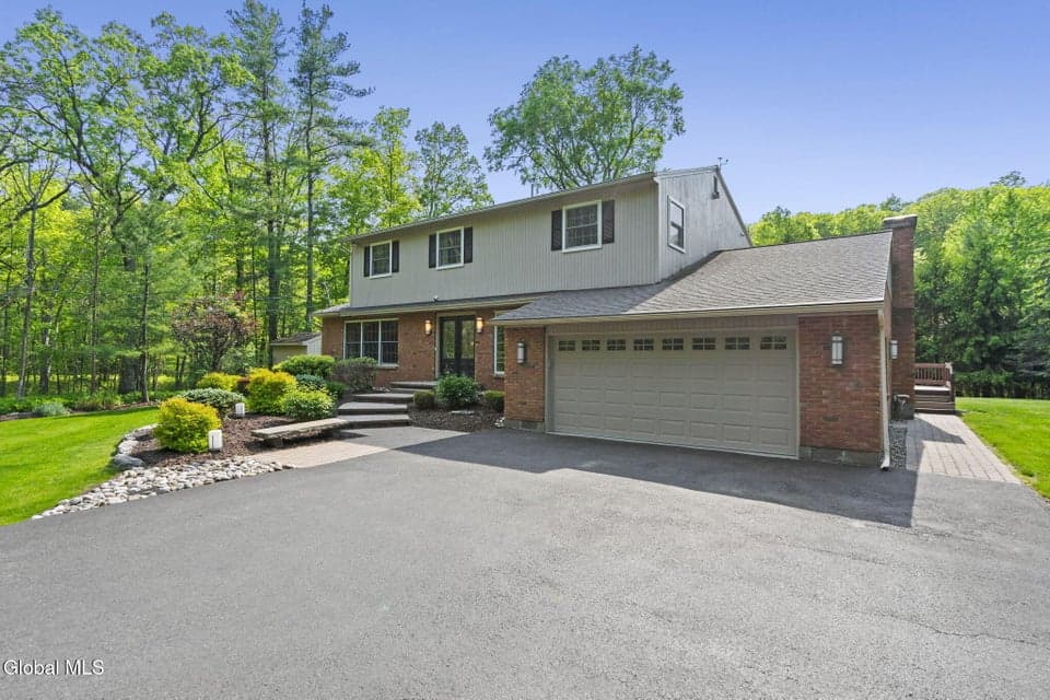 207 Swift Road, Voorheesville, NY, photo 2