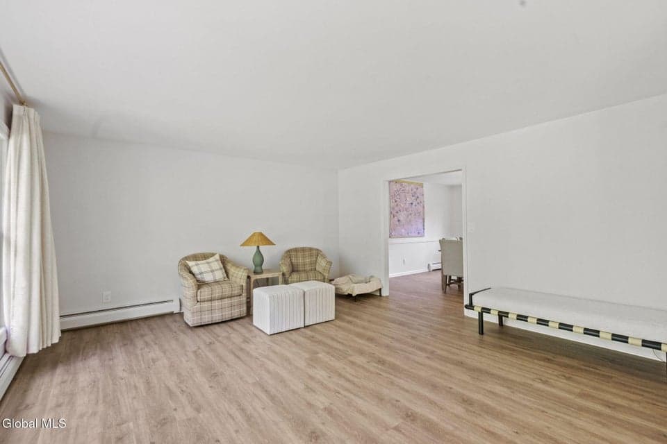 207 Swift Road, Voorheesville, NY, photo 5
