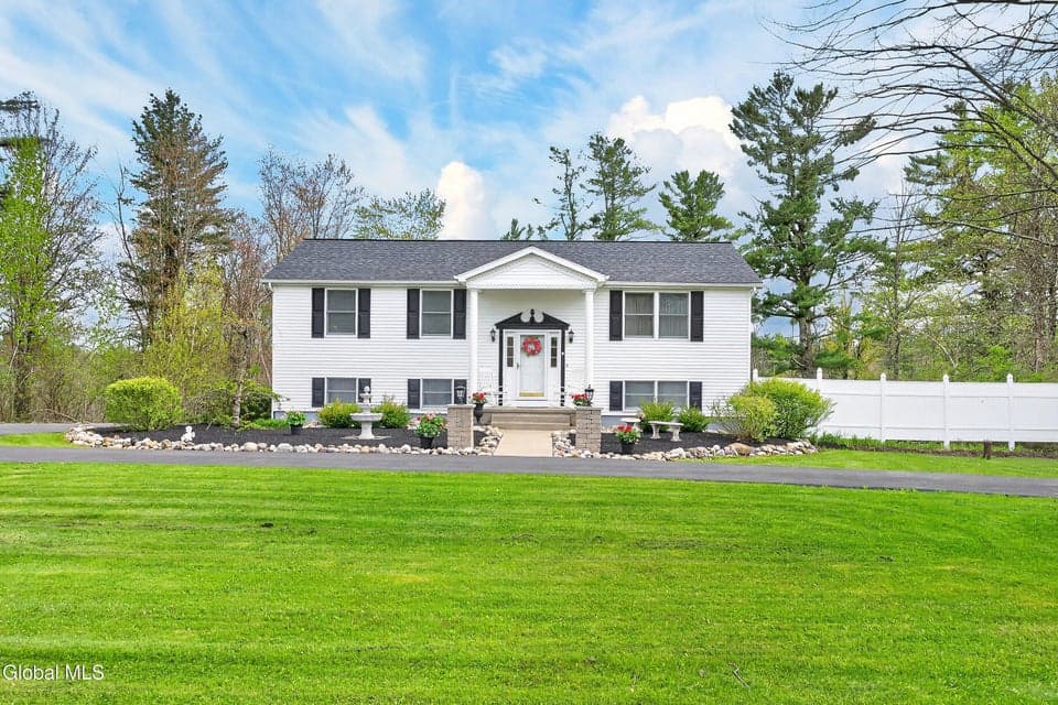 7283 Skyline Drive, Duanesburg, NY, photo 1